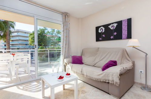 Photo 8 - 3 bedroom Apartment in Salou with swimming pool and sea view