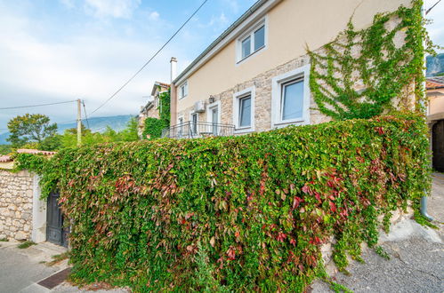 Photo 24 - Maison de 3 chambres à Vinodolska Općina avec piscine privée et terrasse