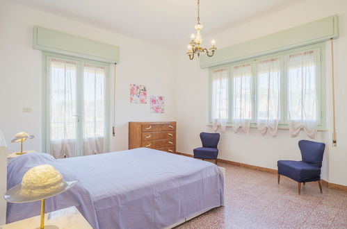 Foto 9 - Apartamento de 3 quartos em Pietrasanta com jardim e vistas do mar