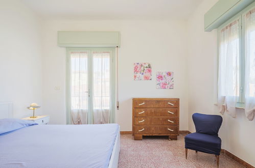 Photo 39 - 3 bedroom Apartment in Pietrasanta with garden and sea view