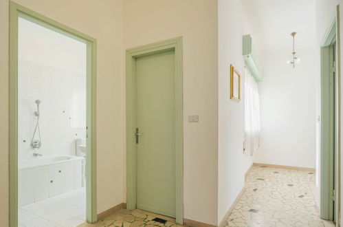 Photo 28 - 3 bedroom Apartment in Pietrasanta with garden and terrace