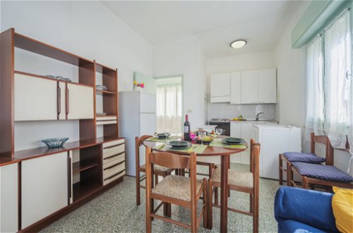 Foto 27 - Appartamento con 3 camere da letto a Pietrasanta con giardino e vista mare