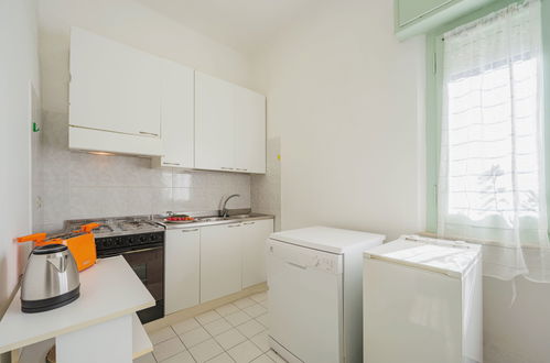 Photo 36 - 3 bedroom Apartment in Pietrasanta with garden and terrace