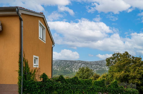 Foto 13 - Haus mit 5 Schlafzimmern in Vinodolska Općina mit privater pool und terrasse