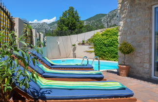 Photo 1 - Maison de 5 chambres à Vinodolska Općina avec piscine privée et terrasse