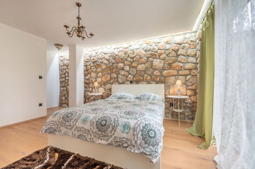 Foto 4 - Casa con 5 camere da letto a Vinodolska Općina con piscina privata e terrazza