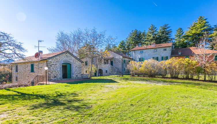 Foto 1 - Casa de 6 quartos em Marradi com piscina privada e jardim