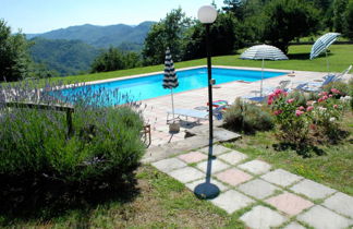 Photo 2 - Maison de 6 chambres à Marradi avec piscine privée et jardin