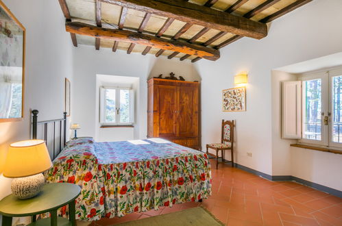 Photo 34 - 6 bedroom House in Marradi with private pool