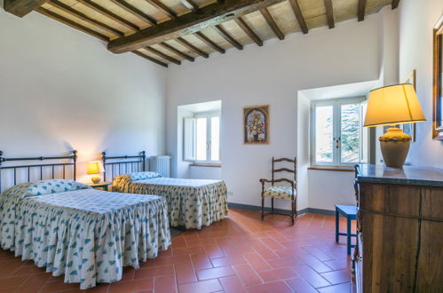 Photo 13 - 6 bedroom House in Marradi with private pool