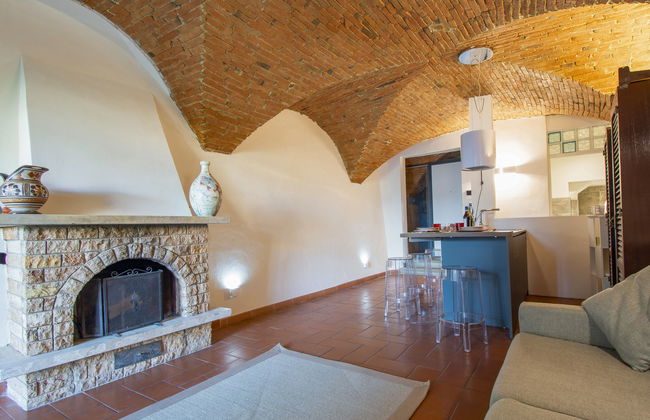 1 bedroom Apartment in San Miniato - Photo 6