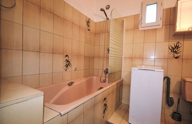 Casa de 3 quartos em Velleron com piscina e jardim - Foto 21