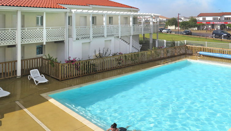 Foto 1 - Apartamento de 2 quartos em Mimizan com piscina e jardim