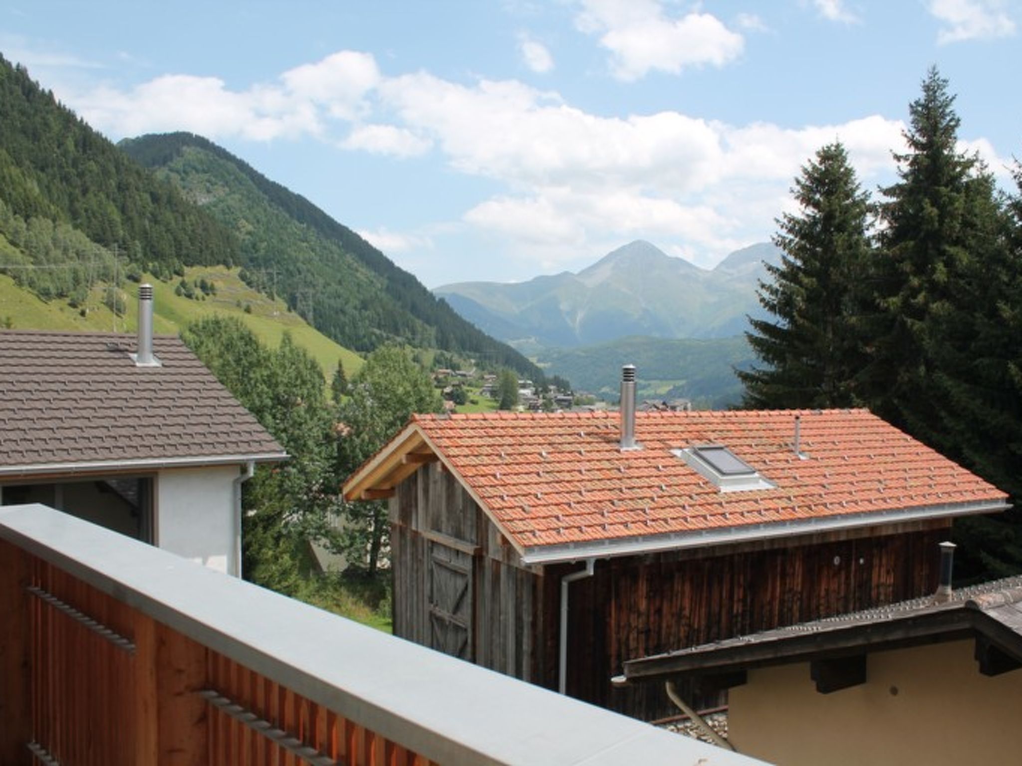 Photo 6 - 3 bedroom Apartment in Tujetsch with mountain view
