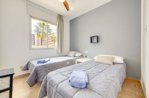 Foto 4 - Appartamento con 1 camera da letto a Roses con terrazza