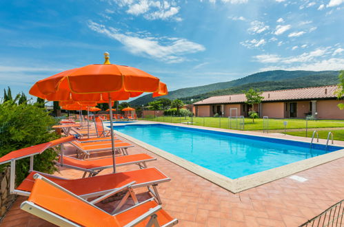 Photo 3 - Maison de 2 chambres à Scarlino avec piscine et jardin