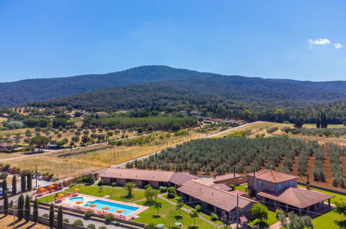 Foto 6 - Casa de 2 quartos em Scarlino com piscina e jardim