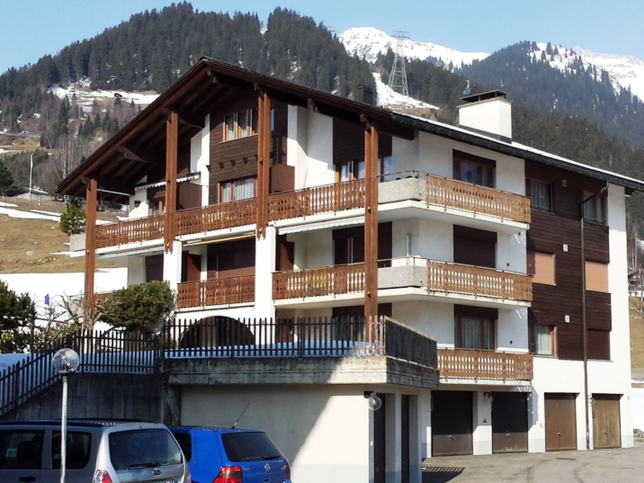 Foto 2 - Apartment mit 1 Schlafzimmer in Disentis/Mustér mit blick auf die berge