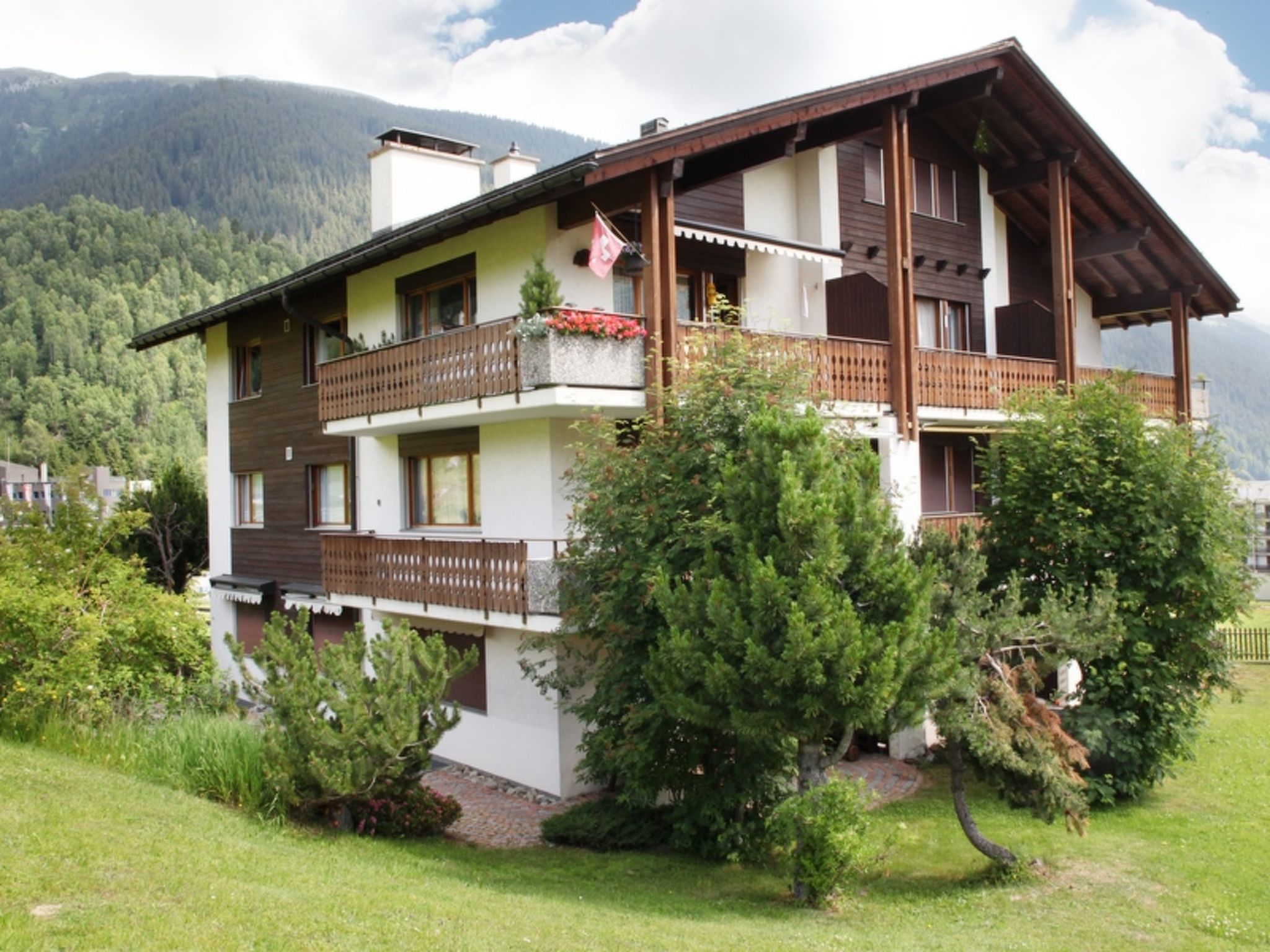 Foto 10 - Apartment mit 1 Schlafzimmer in Disentis/Mustér mit blick auf die berge