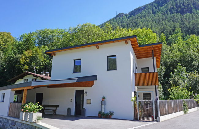 Apartment mit 2 Schlafzimmern in Ried im Oberinntal mit garten - Foto 1