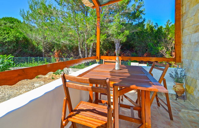 Apartment in Sukošan with garden and terrace - Photo 1