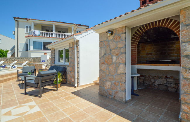 Apartamento de 3 quartos em Tribunj com piscina e jardim - Foto 22
