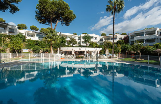 Appartement de 3 chambres à Mijas avec piscine et jardin - Photo 1