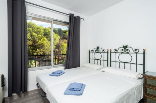 Foto 5 - Appartamento con 2 camere da letto a Mijas con piscina e vista mare