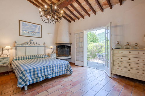 Photo 13 - 4 bedroom House in La Garde-Freinet with private pool and garden