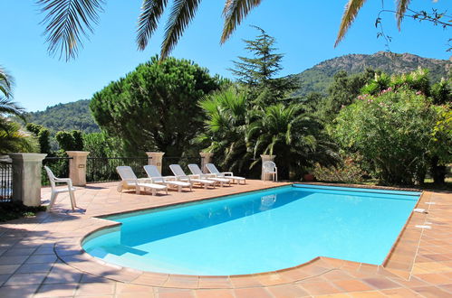 Photo 19 - Maison de 4 chambres à La Garde-Freinet avec piscine privée et terrasse