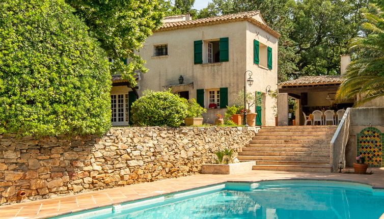 Photo 1 - Maison de 4 chambres à La Garde-Freinet avec piscine privée et jardin