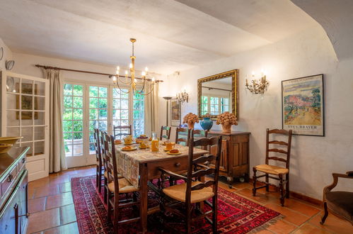 Photo 9 - Maison de 4 chambres à La Garde-Freinet avec piscine privée et jardin