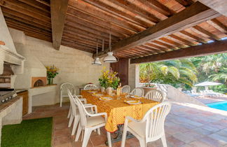 Photo 3 - Maison de 4 chambres à La Garde-Freinet avec piscine privée et jardin