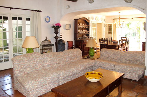 Photo 8 - 4 bedroom House in La Garde-Freinet with private pool and terrace