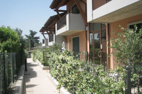 Photo 2 - Appartement de 2 chambres à Lazise avec piscine et jardin