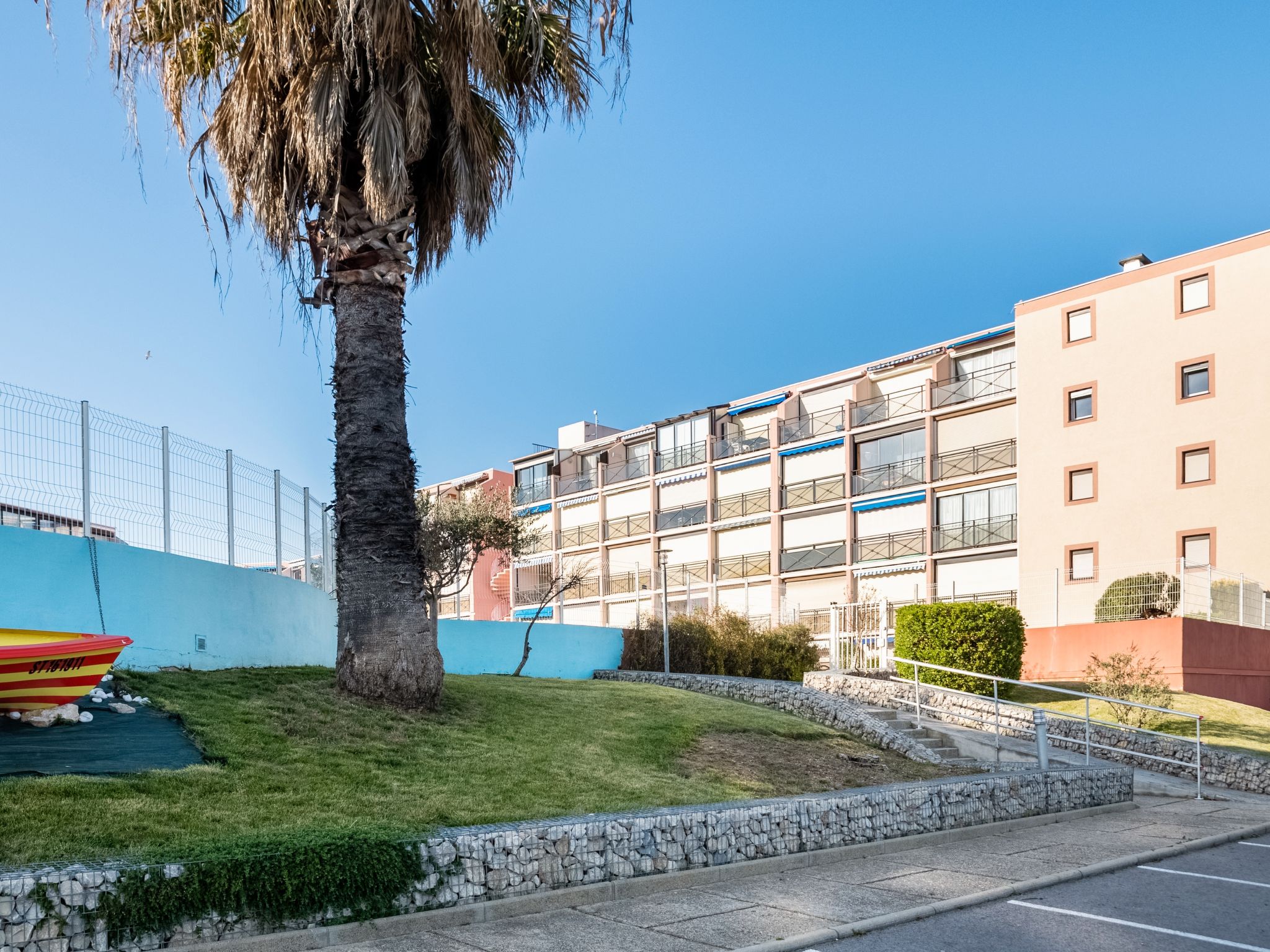 Foto 18 - Appartamento a Le Grau-du-Roi con piscina e vista mare