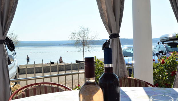 2 bedroom Apartment in Sibenik with garden - Photo 5
