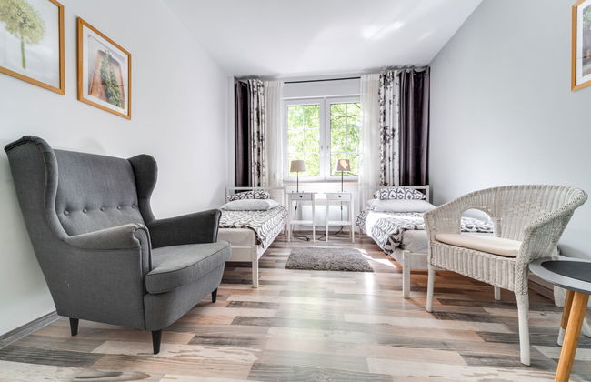 Casa de 4 quartos em Andrychów com piscina privada e jardim - Foto 17