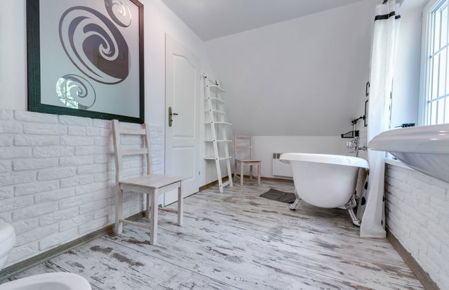 Casa de 4 quartos em Andrychów com piscina privada e jardim - Foto 27
