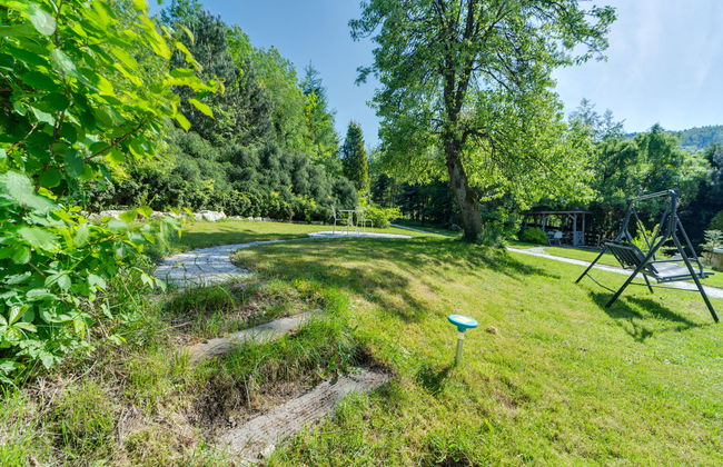 Casa de 4 quartos em Andrychów com piscina privada e jardim - Foto 48