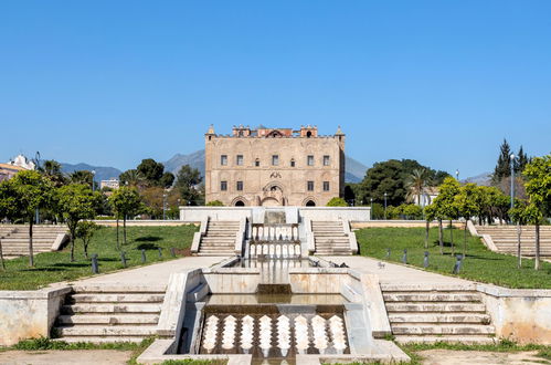 Foto 38 - Appartamento con 1 camera da letto a Palermo con terrazza