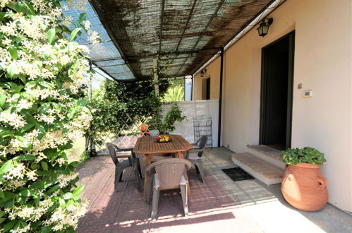 Foto 4 - Casa de 1 habitación en Roccastrada con piscina y jardín