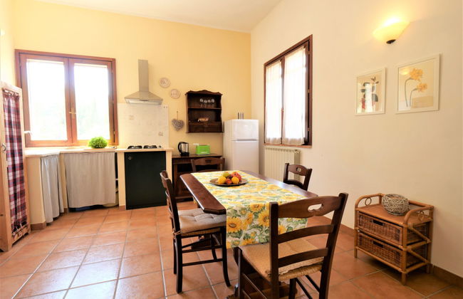 Casa de 2 quartos em Roccastrada com piscina e jardim - Foto 8