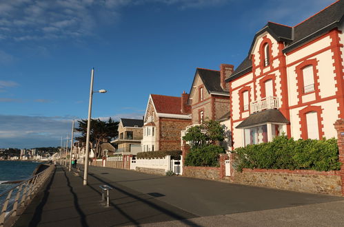 Foto 27 - Haus mit 1 Schlafzimmer in Lamballe-Armor mit terrasse und blick aufs meer