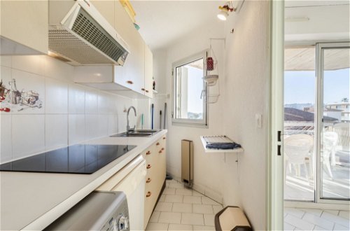 Photo 10 - Appartement de 1 chambre à Cavalaire-sur-Mer avec terrasse et vues à la mer