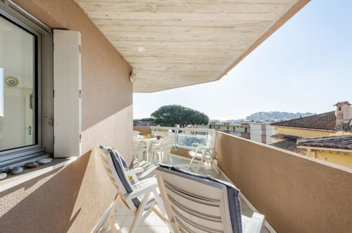 Photo 5 - Appartement de 1 chambre à Cavalaire-sur-Mer avec terrasse et vues à la mer