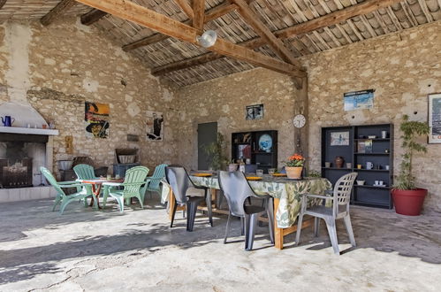 Photo 3 - Maison de 2 chambres à Oppède avec jardin et terrasse