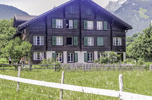 Foto 18 - Appartamento a Grindelwald con giardino