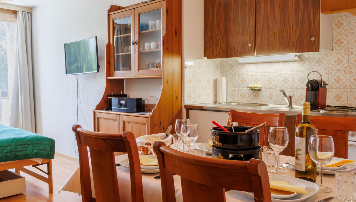 Apartamento de 1 quarto em Anniviers com piscina e sauna - Foto 1