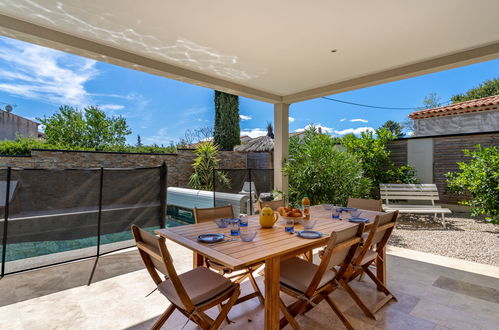 Photo 17 - Maison de 4 chambres à Cogolin avec piscine privée et vues à la mer